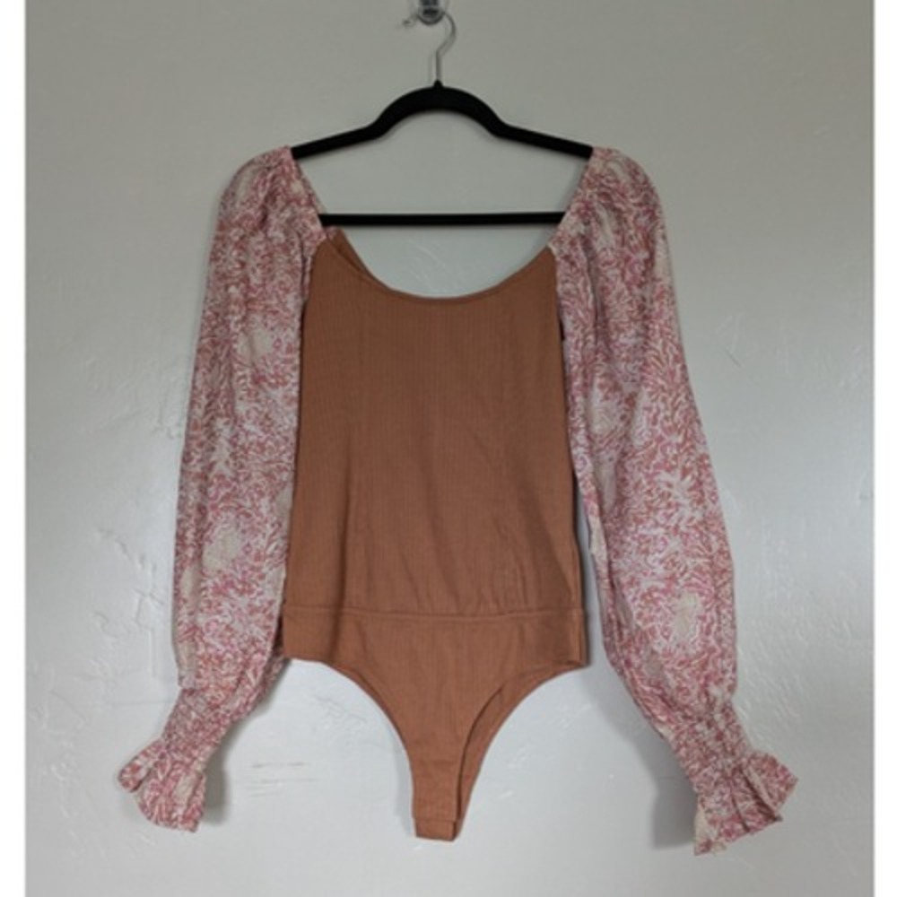 Promesa Bodysuit Womens Small Rust‎ Brown Paisley Puff Smocked Sleeve Ribbed